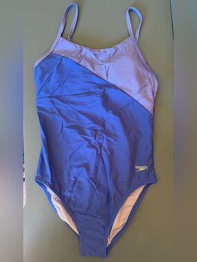 Speedo Women’s Eco Flex Two-Tone Lavender and Royal Blue One-Piece Swimsuit. New
